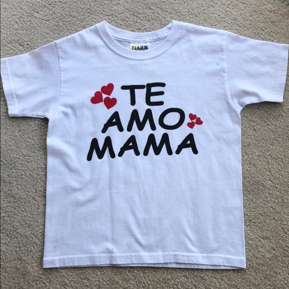 “TE AMO MAMÁ” (I LOVE YOU MOM) T-Shirt